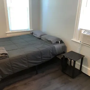 Private 2-bedroom With Free Parking And Direct Bus To Nyc Manhattan Only 2 Blocks Away Linden