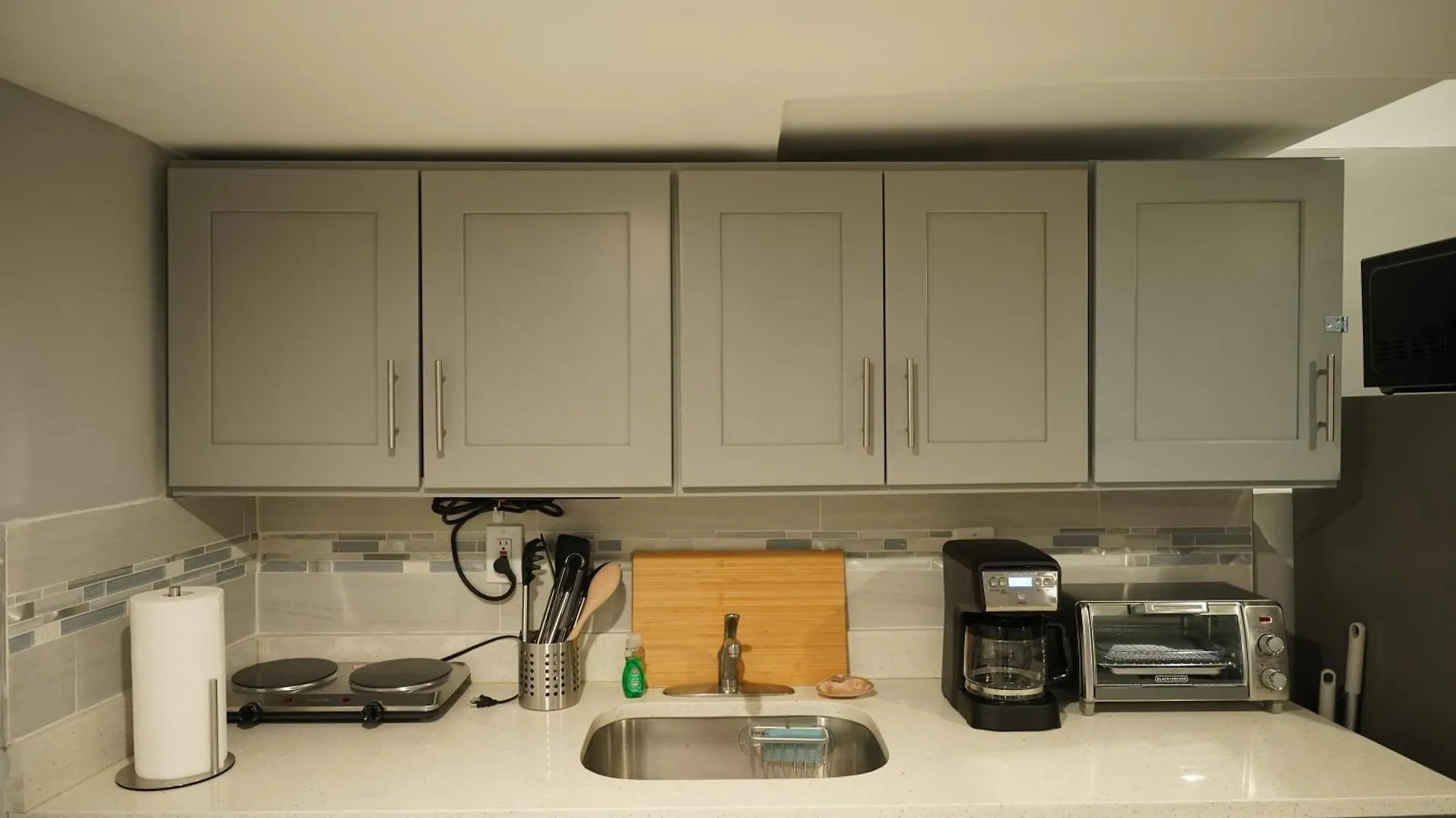 Apartment Cozy 2 Bedroom In A Lovely Forest Hills Neighborhood New York